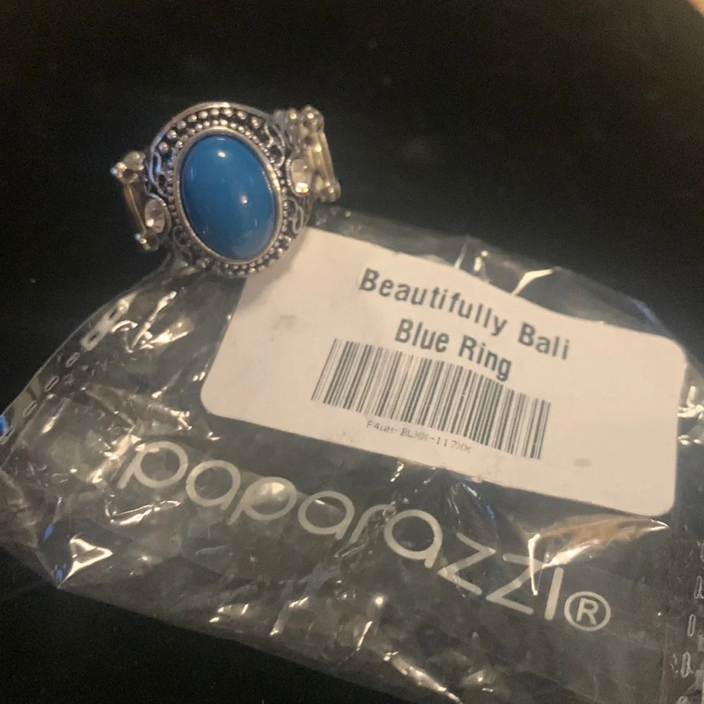 Ring - Picture 1 of 1